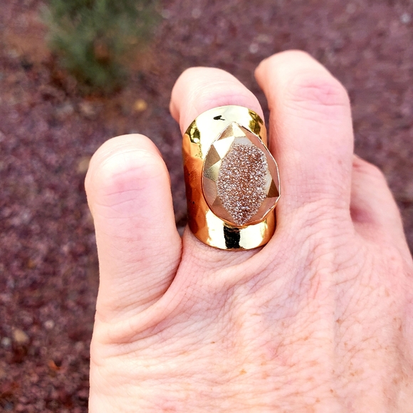 New Huge Titanium Window Druzy Adjustable Gold Ring. - Picture 10 of 16